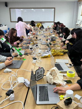 HYBRID THINGS LAB